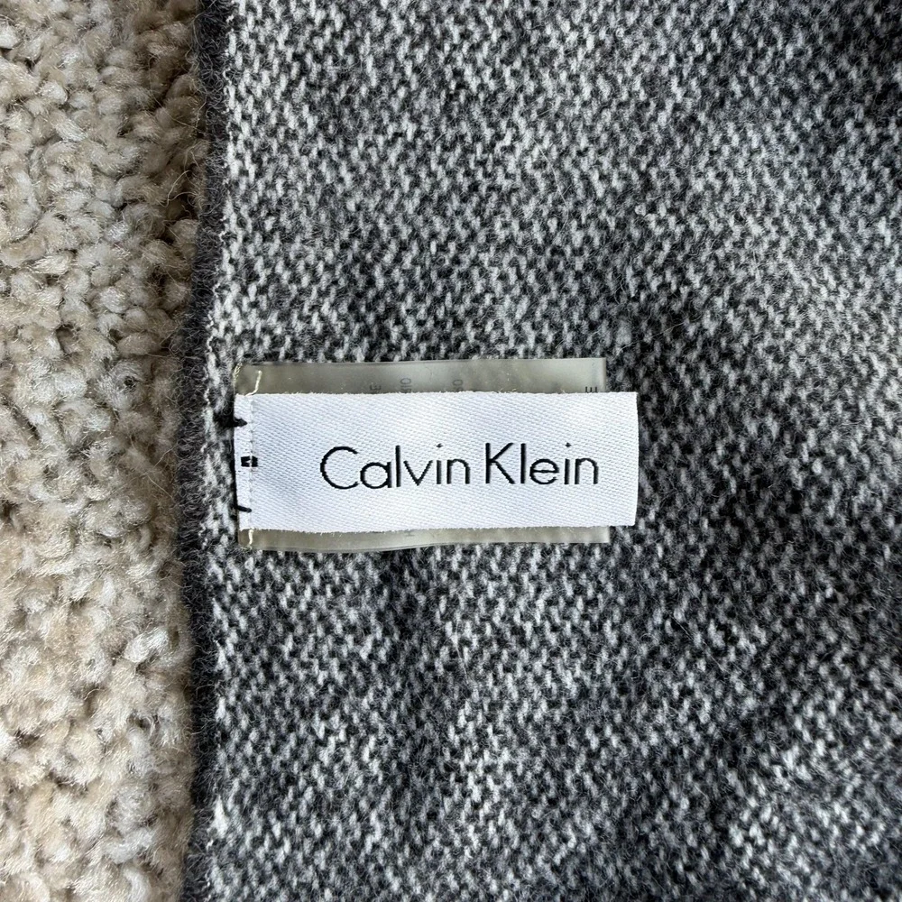 Calvin Klein Scarf Womens One Size Gray Striped Knit Acrylic Fringe Rectangle